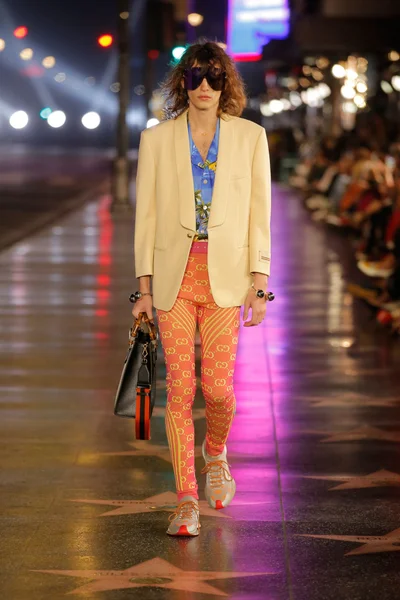 Look 45